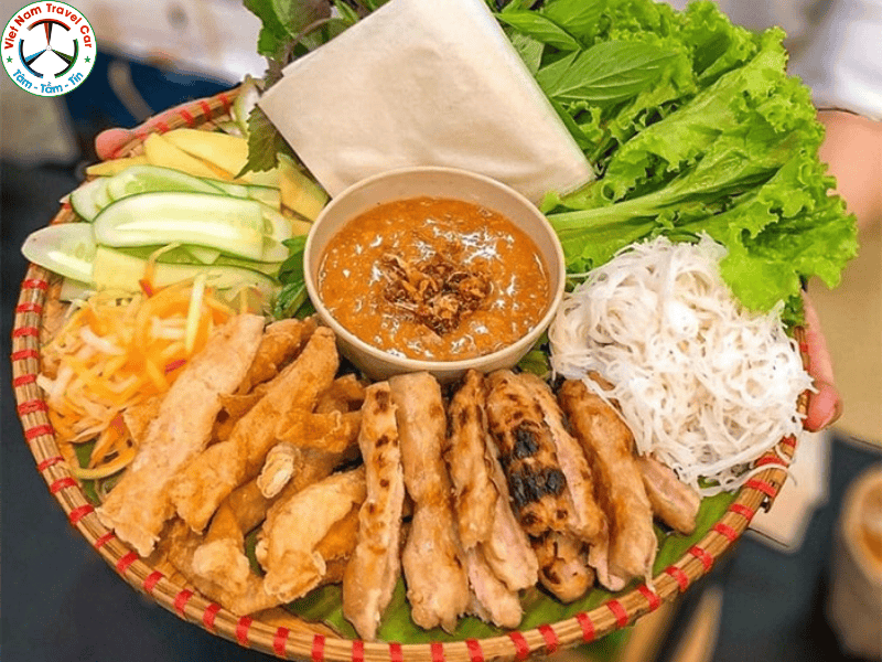 Review ăn uống Đà Nẵng
