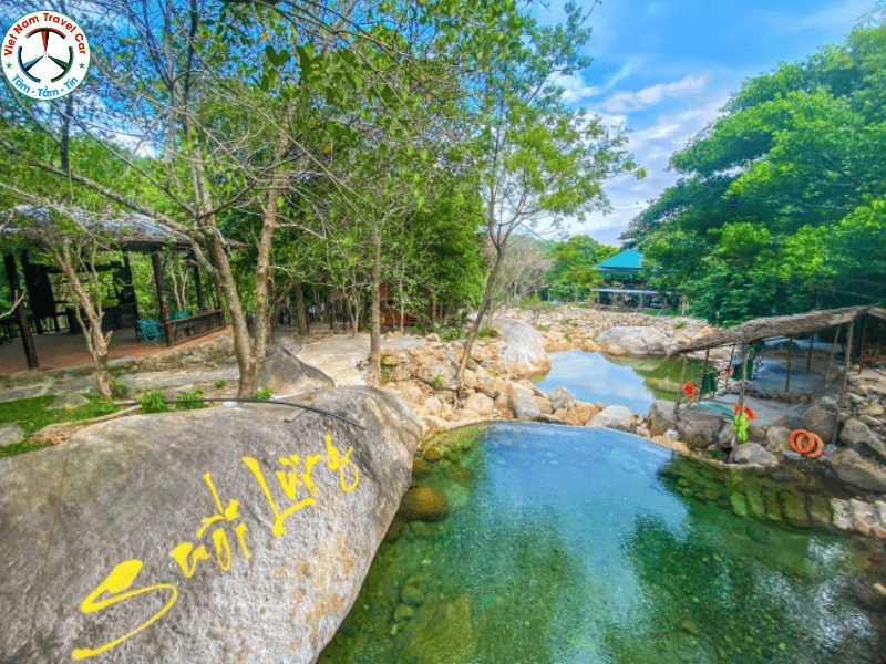 Suối Lương